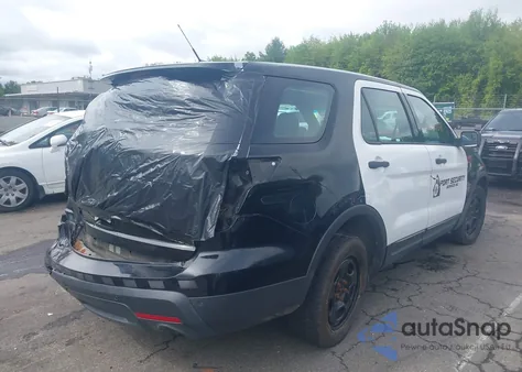 2013 Ford Police Interceptor z USA, uszkodzony, nr VIN 1FM5K8AR1DGC40288